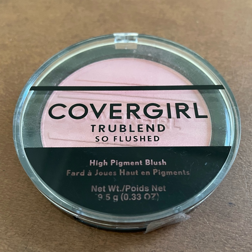 Covergirl Blush color 320 Love Me NWT Trublend So Flushed high pigment blush